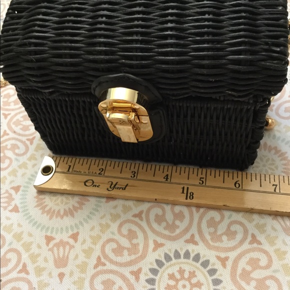 Mango Wicker Small Purse with Gold Chain - Picture 5 of 10